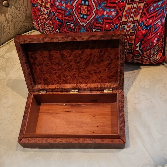 Moroccan Burlwood Inlay Jewelery Box - Picture 2 of 4